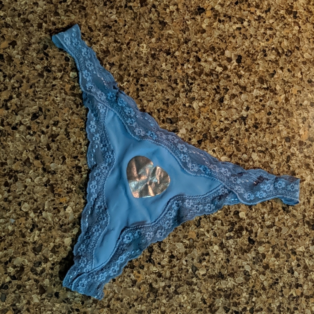 VS PINK EXTRA LOW RISE THONG